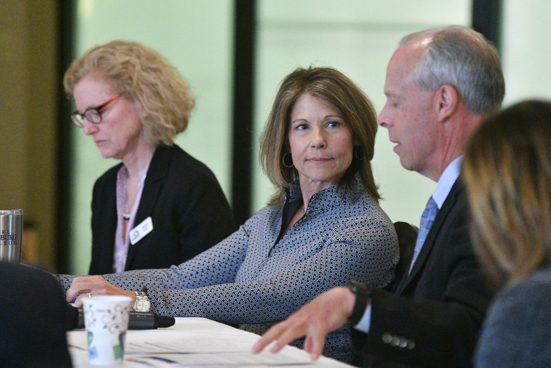 042419-mda-nws-roundtable-014a.JPG